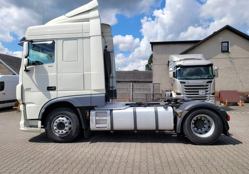 DAF XF510 SPACE CAB / SPROWADZONY / MANUAL / RETARDER - Gjysmë-kamion: foto 5 DAF XF510 SPACE CAB / SPROWADZONY / MANUAL / RETARDER - Gjysmë-kamion: foto 5