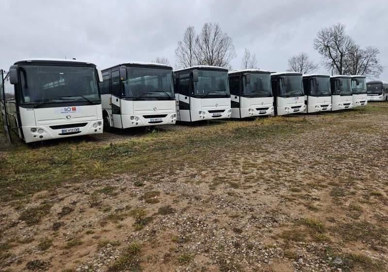 Irisbus AXER / KLIMATYZACJA/ 62 MIEJSCA + 30 STOJĄCYCH - Autobus suburban: foto 1 Irisbus AXER / KLIMATYZACJA/ 62 MIEJSCA + 30 STOJĄCYCH - Autobus suburban: foto 1