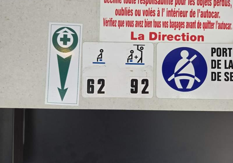 Irisbus AXER / SPROWADZONY/ 62 MIEJSCA + 30 STOJĄCYCH - Autobus suburban: foto 2 Irisbus AXER / SPROWADZONY/ 62 MIEJSCA + 30 STOJĄCYCH - Autobus suburban: foto 2