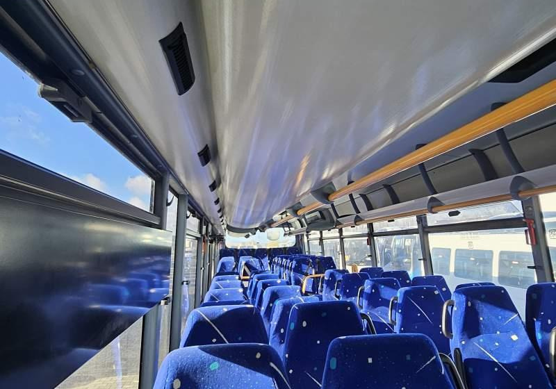 Irisbus CROSSWAY/ SPROWADZONY/ KLIMATYZACJA/ MANUAL - Autobus suburban: foto 3 Irisbus CROSSWAY/ SPROWADZONY/ KLIMATYZACJA/ MANUAL - Autobus suburban: foto 3