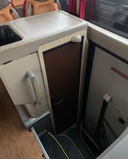 Irisbus MAGELYS PRO/ SPROWADZONY/ - Autobus urban: foto 4 Irisbus MAGELYS PRO/ SPROWADZONY/ - Autobus urban: foto 4