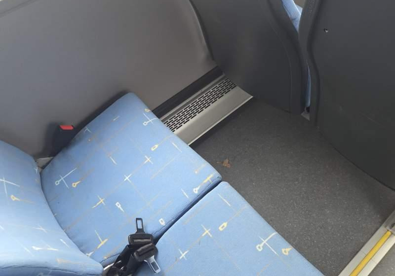 Irisbus WING 2 / INDCAR / SPROWADZONY/ 34 MIEJSCA / EEV - Autobus suburban: foto 4 Irisbus WING 2 / INDCAR / SPROWADZONY/ 34 MIEJSCA / EEV - Autobus suburban: foto 4