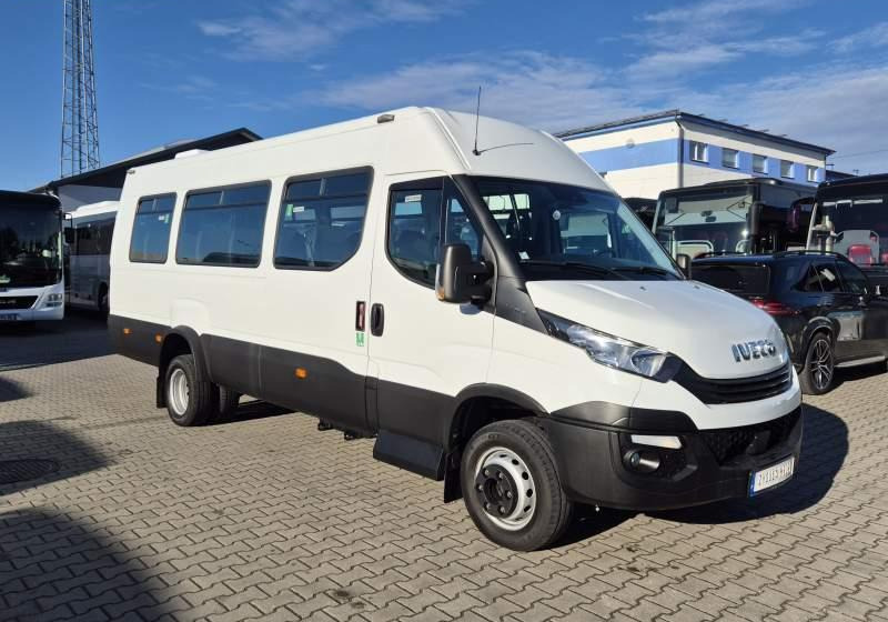 Iveco A60C15 DAILY/SPROWADZONE/EURO 6/92 000 KM / KLIMA - Minibus, Furgon pasagjerësh: foto 4 Iveco A60C15 DAILY/SPROWADZONE/EURO 6/92 000 KM / KLIMA - Minibus, Furgon pasagjerësh: foto 4