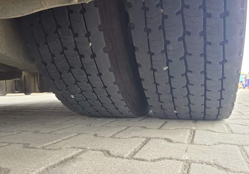 Iveco CROSSWAY/ SPROWADZONY / 64 MIEJSCA / EURO 6 - Autobus suburban: foto 3 Iveco CROSSWAY/ SPROWADZONY / 64 MIEJSCA / EURO 6 - Autobus suburban: foto 3