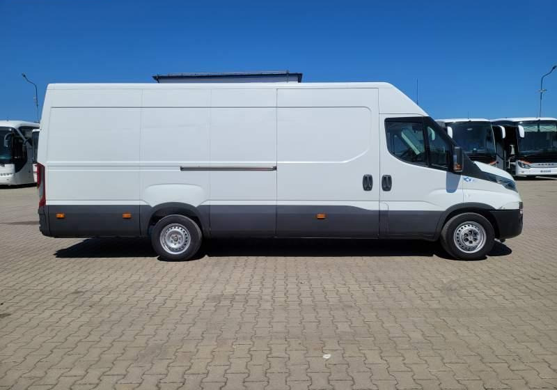 Iveco DAILY 35-140 / SPROWADZONY Z FRANCJI / TEMPOMAT - Furgon: foto 2 Iveco DAILY 35-140 / SPROWADZONY Z FRANCJI / TEMPOMAT - Furgon: foto 2