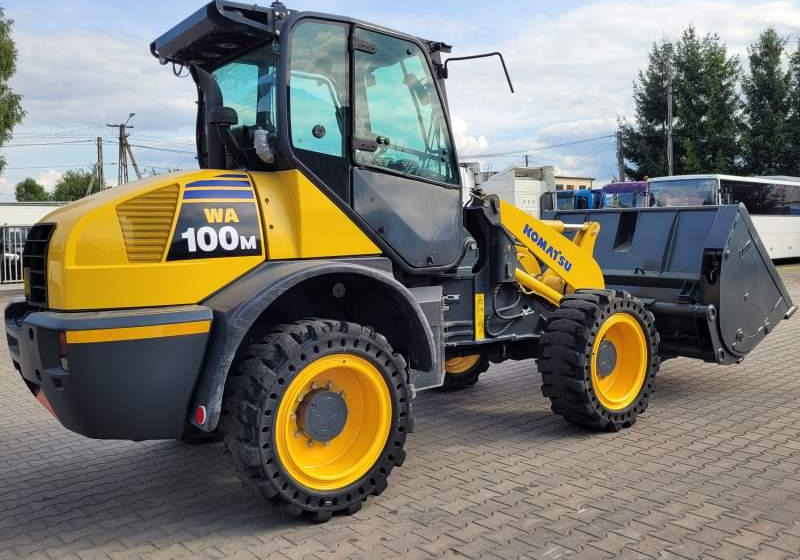 Komatsu WA1 100M / SPROWADZONA Z FRANCJI/ 6 300 MTH - Fadrom me goma: foto 2 Komatsu WA1 100M / SPROWADZONA Z FRANCJI/ 6 300 MTH - Fadrom me goma: foto 2