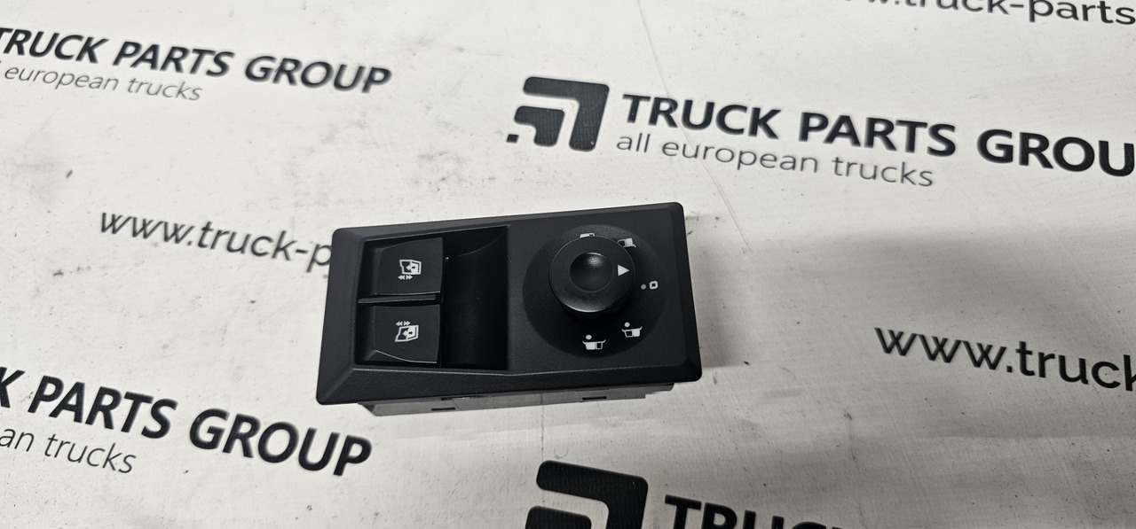 Renault T series RANGE, GAMA EURO6 window and mirror control unit 21972423, parking button control, parking brake switch 22107789, FADM, PDM, UPWD control unit, 22038906, 22038905, horn control switch - Paneli i aparateve për Kamioni: foto 1 Renault T series RANGE, GAMA EURO6 window and mirror control unit 21972423, parking button control, parking brake switch 22107789, FADM, PDM, UPWD control unit, 22038906, 22038905, horn control switch - Paneli i aparateve për Kamioni: foto 1