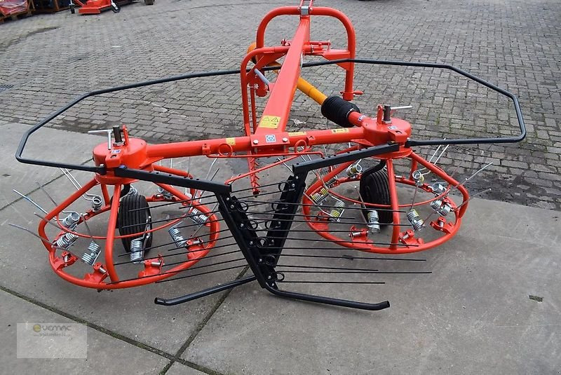 Boxer Heuwender 300cm Boxer HB275 Heuschwader Kreiselwender Schwader - Barkthyese/ Shkundës bari: foto 2 Boxer Heuwender 300cm Boxer HB275 Heuschwader Kreiselwender Schwader - Barkthyese/ Shkundës bari: foto 2