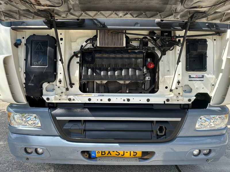DAF CF 75.310 FAN / NL TRUCK / 6x2 / FUEL TANK 4 COMP. / 22 m3 / EURO5 / TOP CONDITION!! - Autobot: foto 3 DAF CF 75.310 FAN / NL TRUCK / 6x2 / FUEL TANK 4 COMP. / 22 m3 / EURO5 / TOP CONDITION!! - Autobot: foto 3