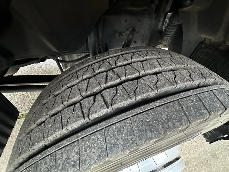 MAN TGL 10.180 / NL TRUCK / EURO6 / BOX+LIFT+SIDE DOOR / LOW KM / TOP!! - Kamion vagonetë: foto 5 MAN TGL 10.180 / NL TRUCK / EURO6 / BOX+LIFT+SIDE DOOR / LOW KM / TOP!! - Kamion vagonetë: foto 5