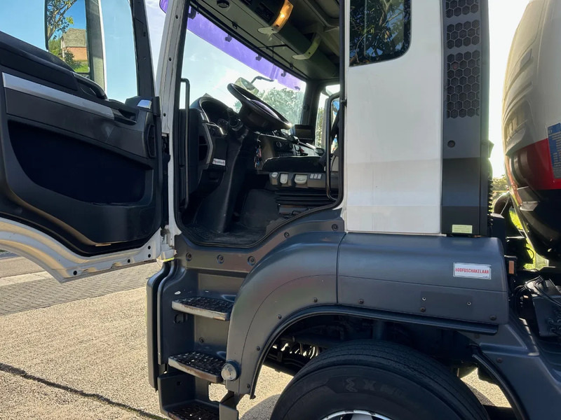 MAN TGS 26.360 / NL TRUCK / EURO 5 / 6x2 / LENK-LIFT / DIJSEL 5 COMP. 23,2 m3 / AUTOMATIC - Autobot: foto 4 MAN TGS 26.360 / NL TRUCK / EURO 5 / 6x2 / LENK-LIFT / DIJSEL 5 COMP. 23,2 m3 / AUTOMATIC - Autobot: foto 4