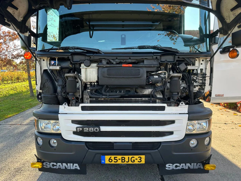 Scania P280 / NL TRUCK / EURO 6 / FULL AIR / CARRIER SUPRA 1250 / TOPCONDITION / LIFT+DOORS - Kamion frigorifer: foto 3 Scania P280 / NL TRUCK / EURO 6 / FULL AIR / CARRIER SUPRA 1250 / TOPCONDITION / LIFT+DOORS - Kamion frigorifer: foto 3