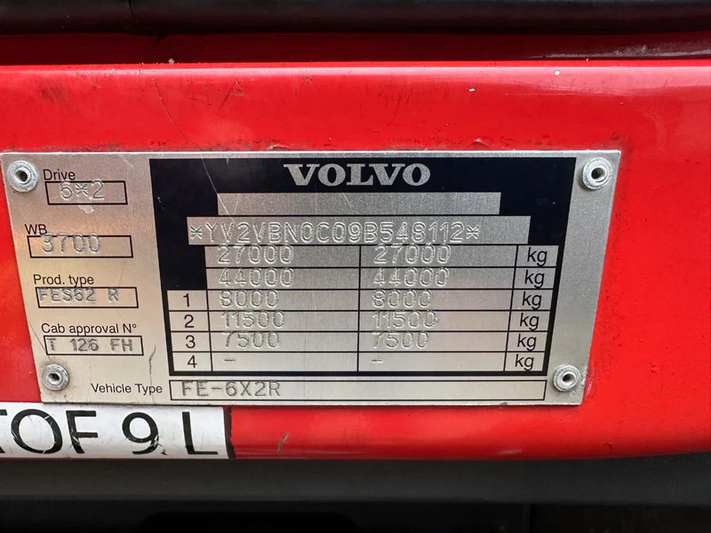 Volvo FE 320 / NL TRUCK / EURO 5 / HIAB MULTILIFT XR 21T / LIKE NEW!! / LOW KM!! / LIFT+STEER AXLE - Kamion vetëngarkues: foto 5 Volvo FE 320 / NL TRUCK / EURO 5 / HIAB MULTILIFT XR 21T / LIKE NEW!! / LOW KM!! / LIFT+STEER AXLE - Kamion vetëngarkues: foto 5
