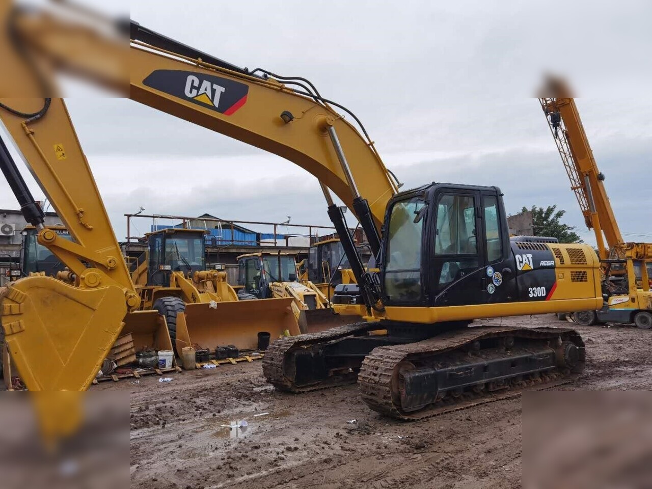 CATERPILLAR 330D - Ekskavator me zinxhirë: foto 3 CATERPILLAR 330D - Ekskavator me zinxhirë: foto 3