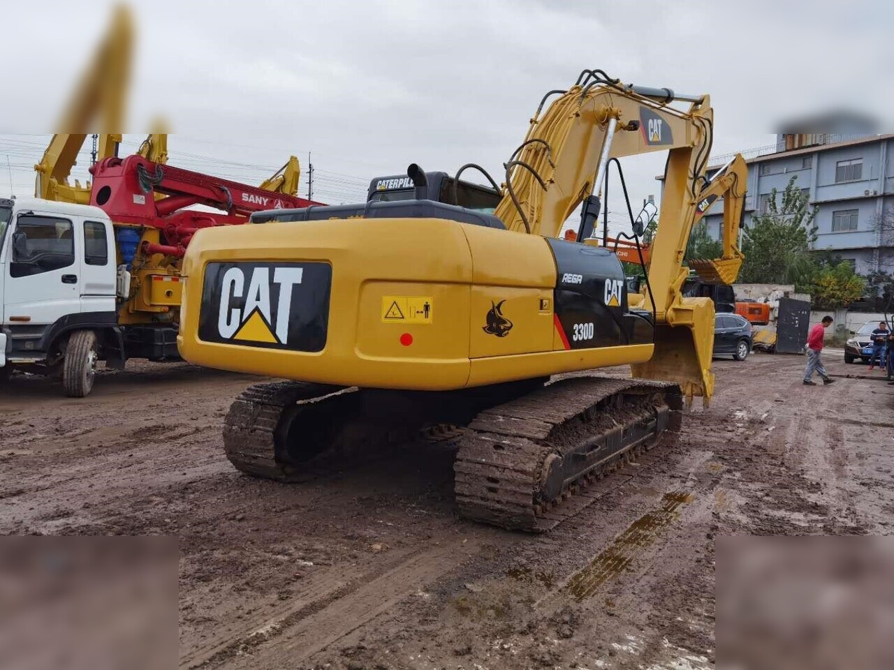 CATERPILLAR 330D - Ekskavator me zinxhirë: foto 2 CATERPILLAR 330D - Ekskavator me zinxhirë: foto 2