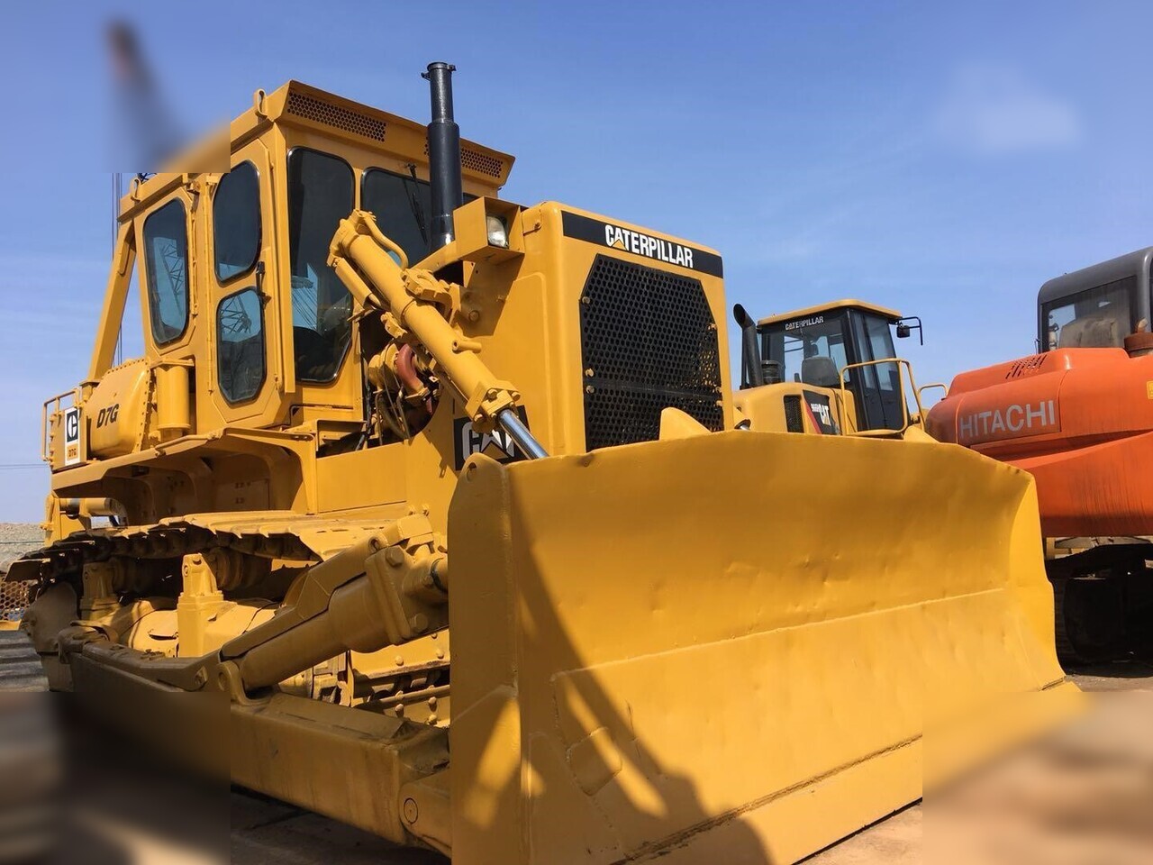 CATERPILLAR D7G - Buldozer: foto 1 CATERPILLAR D7G - Buldozer: foto 1