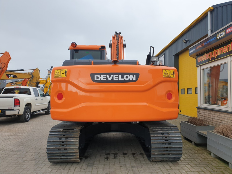 Develon DX140LC - Ekskavator me zinxhirë: foto 4 Develon DX140LC - Ekskavator me zinxhirë: foto 4