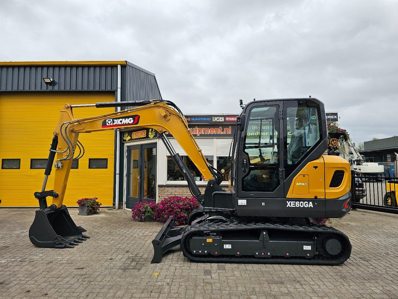 XCMG XE60GA - Miniekskavator: foto 1 XCMG XE60GA - Miniekskavator: foto 1
