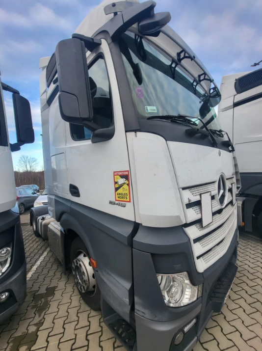 Mercedes-Benz ACTROS 1845 mega  WDF - Gjysmë-kamion: foto 1 Mercedes-Benz ACTROS 1845 mega  WDF - Gjysmë-kamion: foto 1
