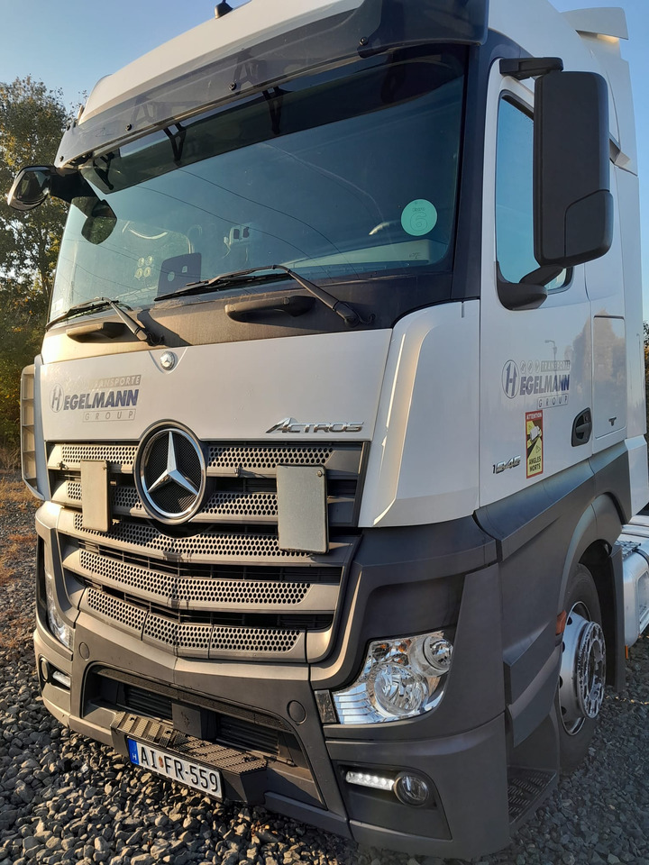 Mercedes-Benz Actros 1845, EURO 6, LOWDECK, 21 000 to Egypt - Gjysmë-kamion: foto 2 Mercedes-Benz Actros 1845, EURO 6, LOWDECK, 21 000 to Egypt - Gjysmë-kamion: foto 2