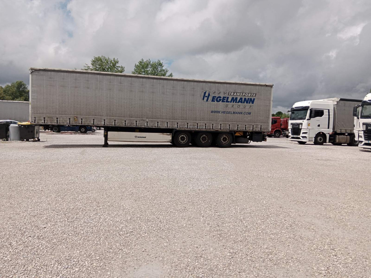 KRONE - Gjysmë rimorkio me tendë: foto 3 KRONE - Gjysmë rimorkio me tendë: foto 3