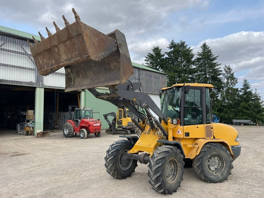 Volvo L 35 B-Z - Fadrom me goma: foto 1 Volvo L 35 B-Z - Fadrom me goma: foto 1