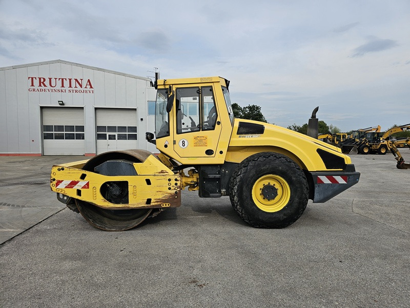 BOMAG BW213DH-4 BVC - Ngjeshës: foto 1 BOMAG BW213DH-4 BVC - Ngjeshës: foto 1
