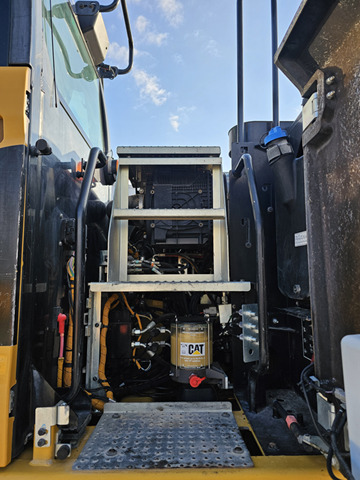 Ekskavator me goma CATERPILLAR M318F: foto 16