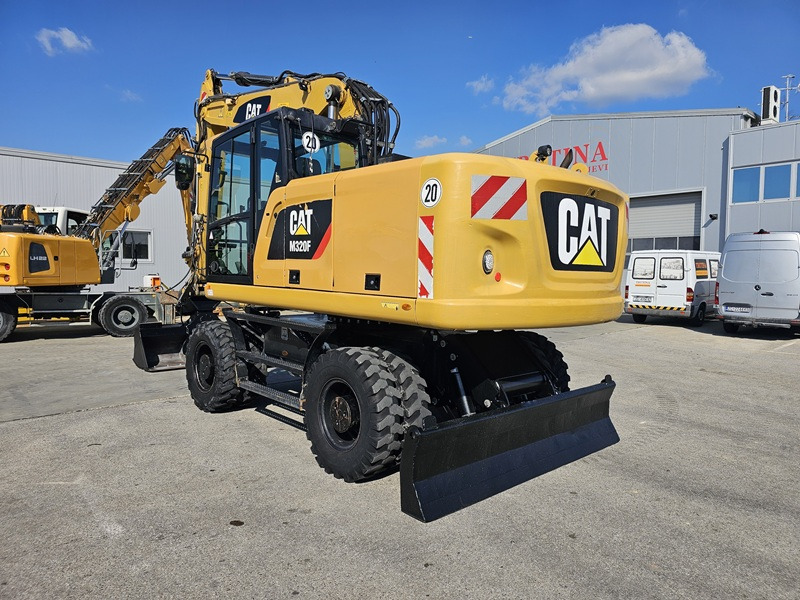 CATERPILLAR M320F - Ekskavator me goma: foto 2 CATERPILLAR M320F - Ekskavator me goma: foto 2