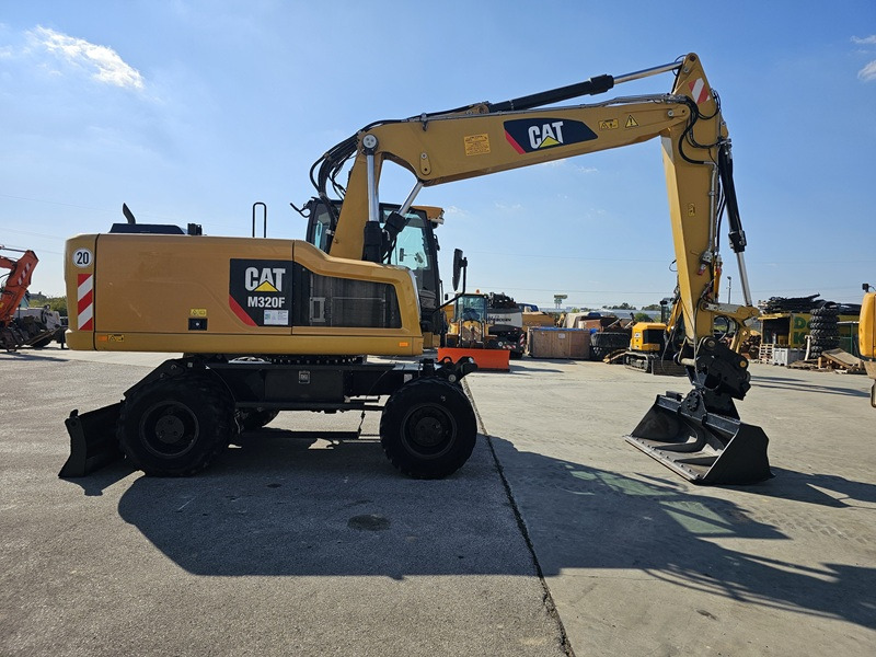 CATERPILLAR M320F - Ekskavator me goma: foto 4 CATERPILLAR M320F - Ekskavator me goma: foto 4