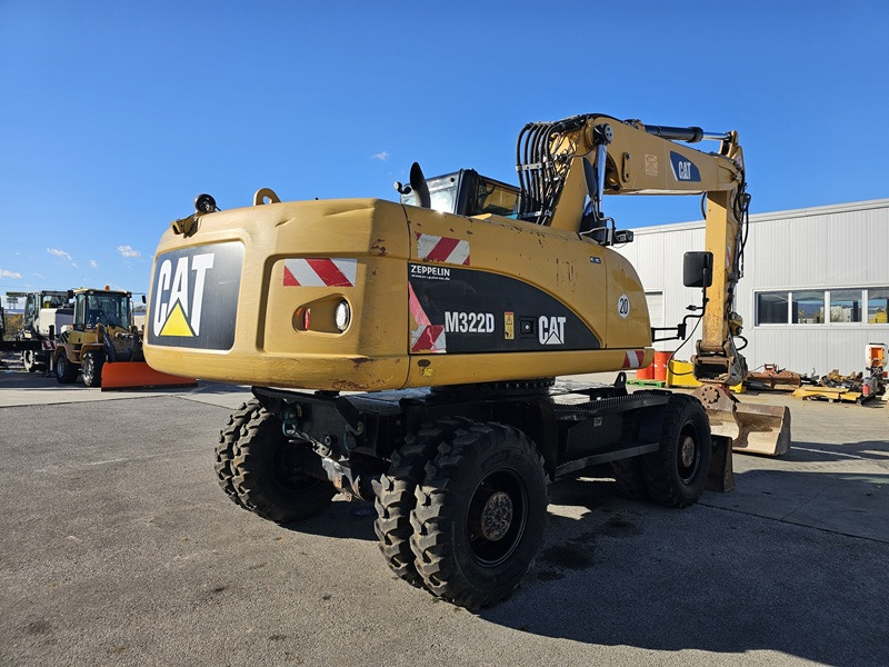 CATERPILLAR M322D - Ekskavator me goma: foto 3 CATERPILLAR M322D - Ekskavator me goma: foto 3