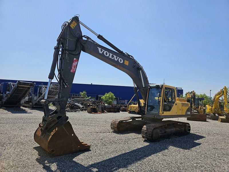 VOLVO EC240BNLC - Ekskavator me zinxhirë: foto 1 VOLVO EC240BNLC - Ekskavator me zinxhirë: foto 1