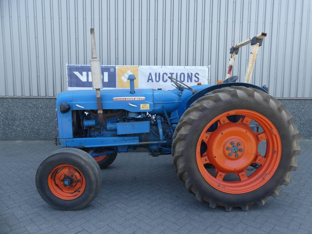 Fordson Major - Traktor: foto 3 Fordson Major - Traktor: foto 3