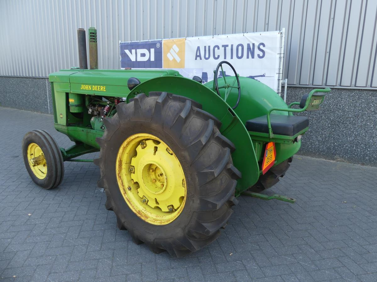 John-Deere AR - Traktor: foto 4 John-Deere AR - Traktor: foto 4