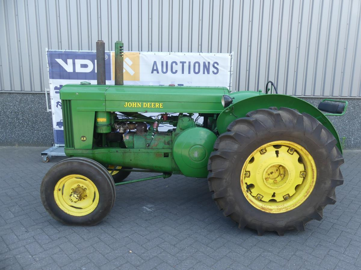 John-Deere AR - Traktor: foto 3 John-Deere AR - Traktor: foto 3