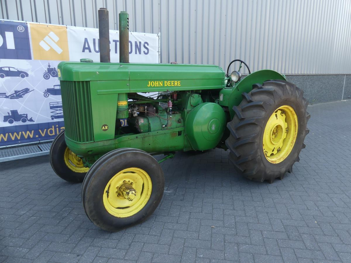 John-Deere AR - Traktor: foto 2 John-Deere AR - Traktor: foto 2