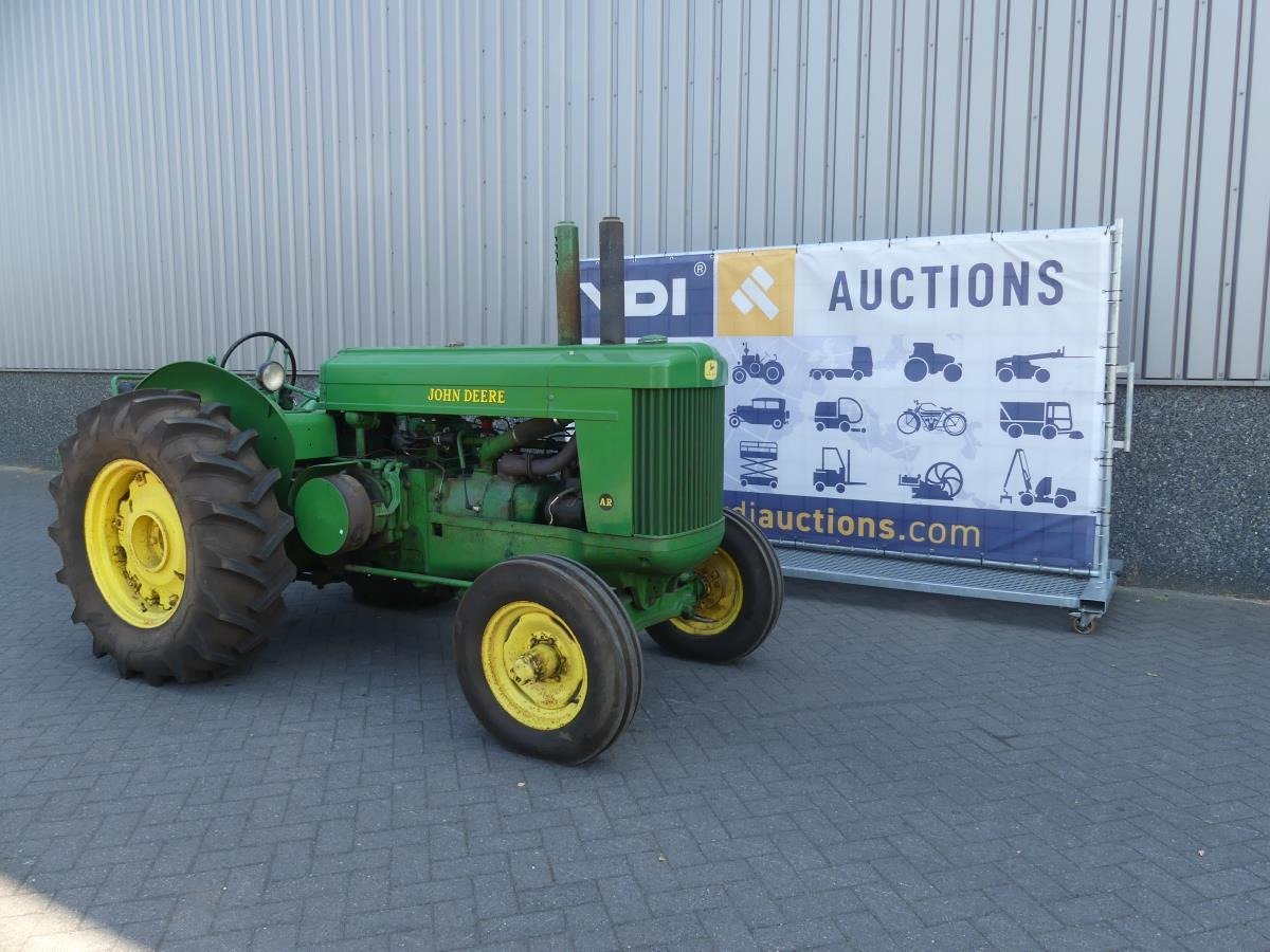 John-Deere AR - Traktor: foto 5 John-Deere AR - Traktor: foto 5
