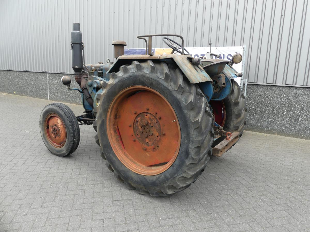 Lanz-Bulldog D2806 - Traktor: foto 4 Lanz-Bulldog D2806 - Traktor: foto 4