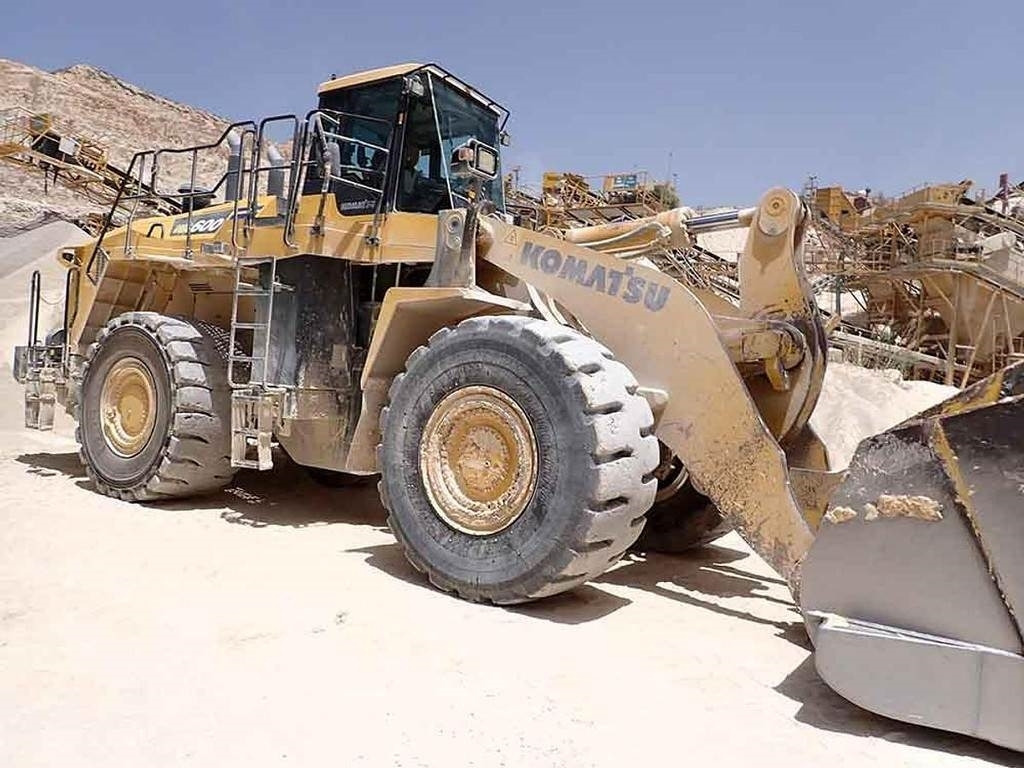 Komatsu WA600-8EO - Fadrom me goma: foto 4 Komatsu WA600-8EO - Fadrom me goma: foto 4