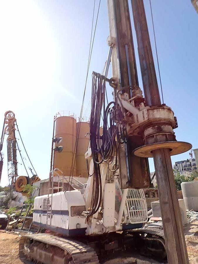 Soilmec SR30 - Sondë shpimi: foto 3 Soilmec SR30 - Sondë shpimi: foto 3