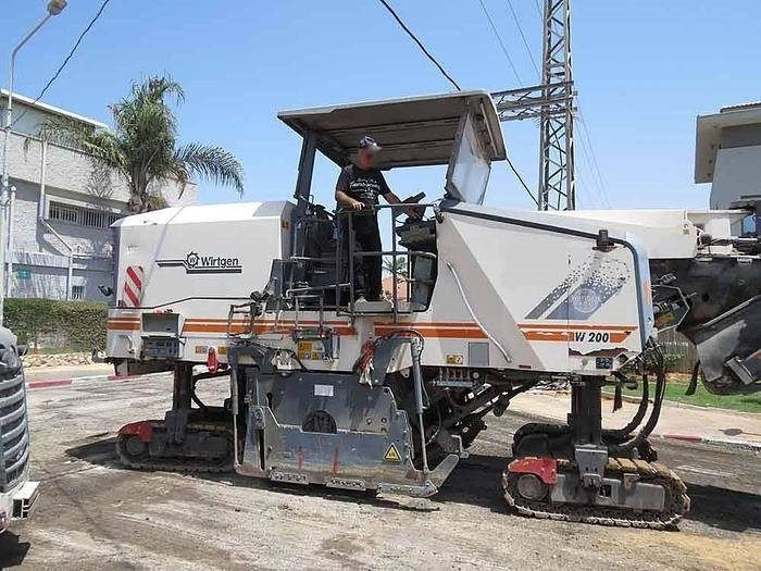 Wirtgen W200 - Frezë asfalti: foto 3 Wirtgen W200 - Frezë asfalti: foto 3