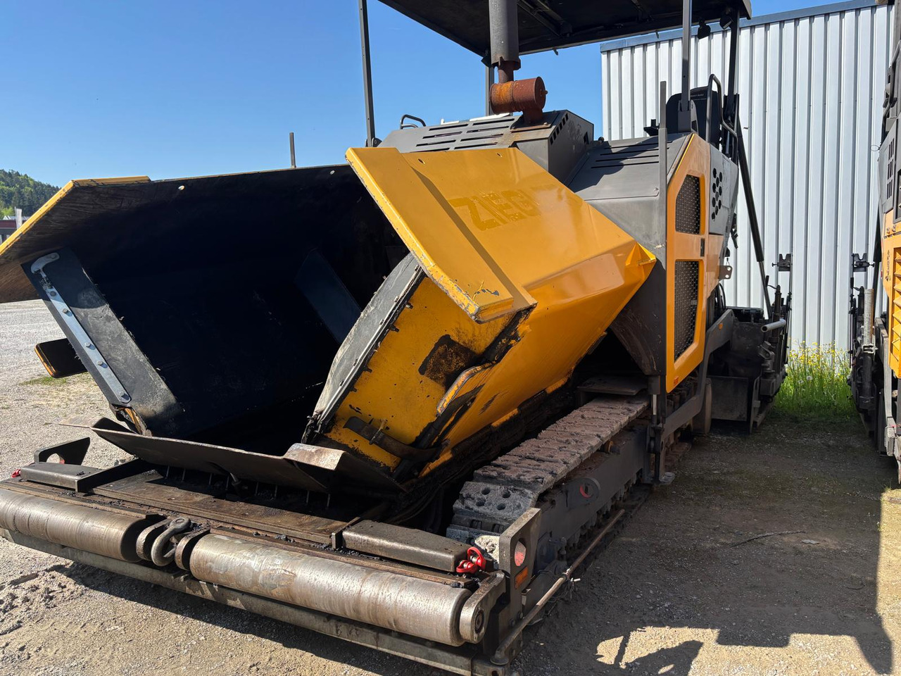 VOLVO ABG 7820C - Shtrues asfalti: foto 4 VOLVO ABG 7820C - Shtrues asfalti: foto 4