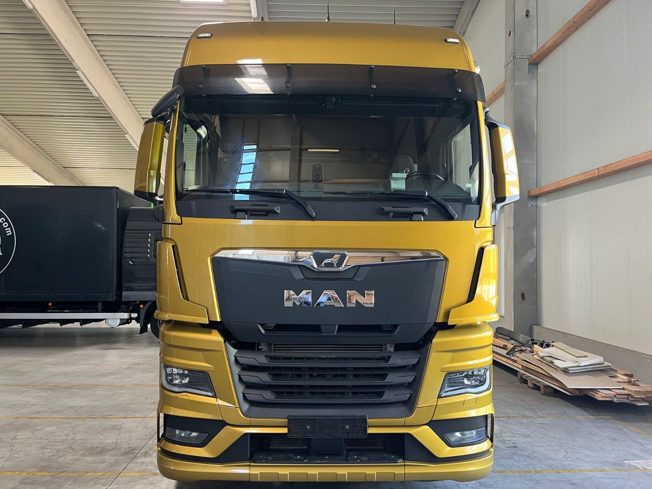 MAN TGX 18.510 - Gjysmë-kamion: foto 2 MAN TGX 18.510 - Gjysmë-kamion: foto 2