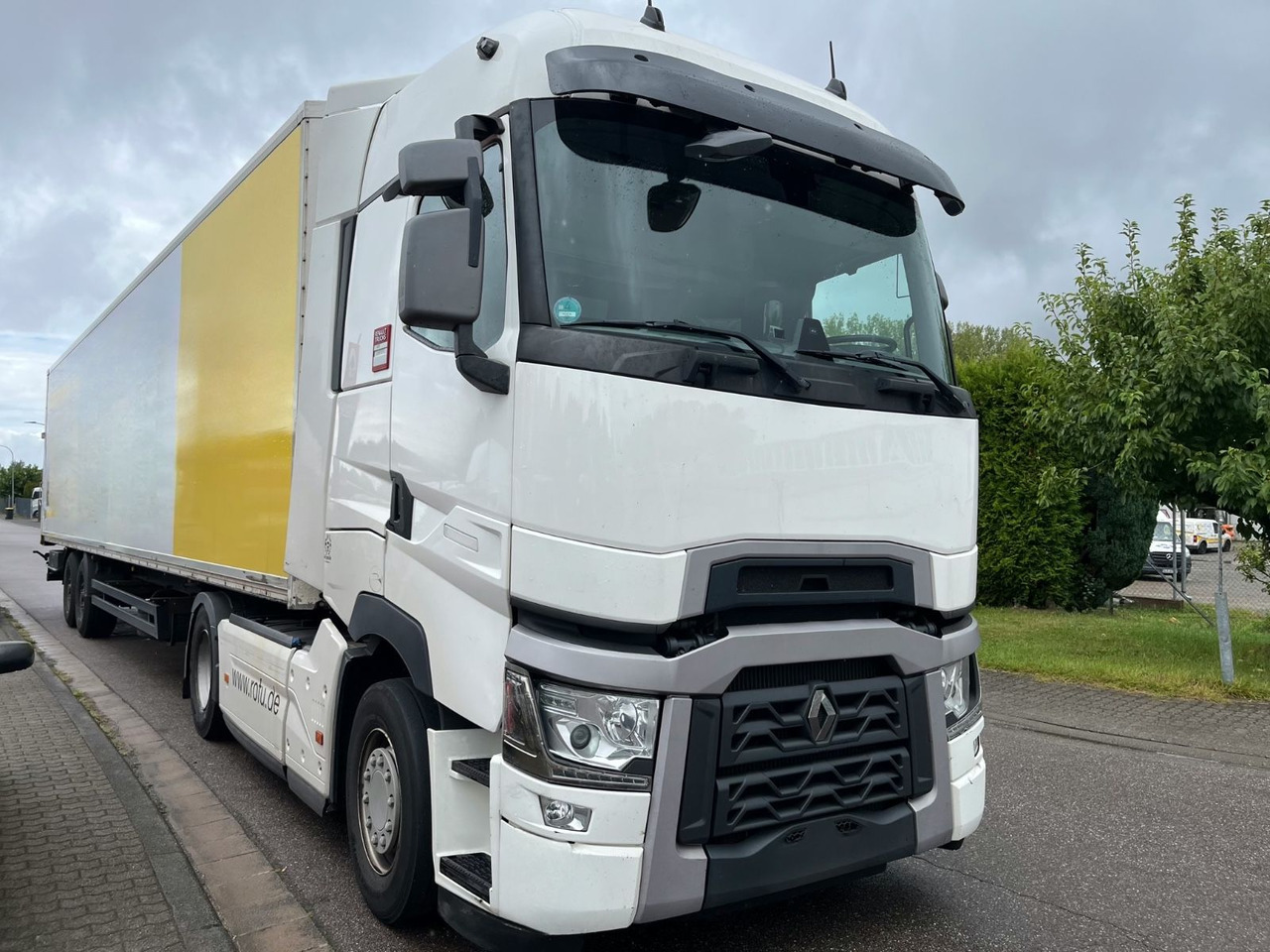 Renault T480 - Gjysmë-kamion: foto 4 Renault T480 - Gjysmë-kamion: foto 4