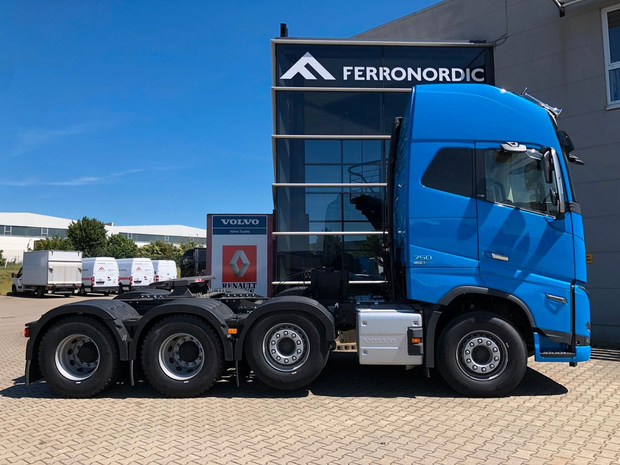 Volvo FH16 750 XL 8x4 Tridem*100T*Kriechgänge*Retarder Volvo FH16 750 XL 8x4 Tridem*100T*Kriechgänge*Retarder - Gjysmë-kamion: foto 5 Volvo FH16 750 XL 8x4 Tridem*100T*Kriechgänge*Retarder Volvo FH16 750 XL 8x4 Tridem*100T*Kriechgänge*Retarder - Gjysmë-kamion: foto 5