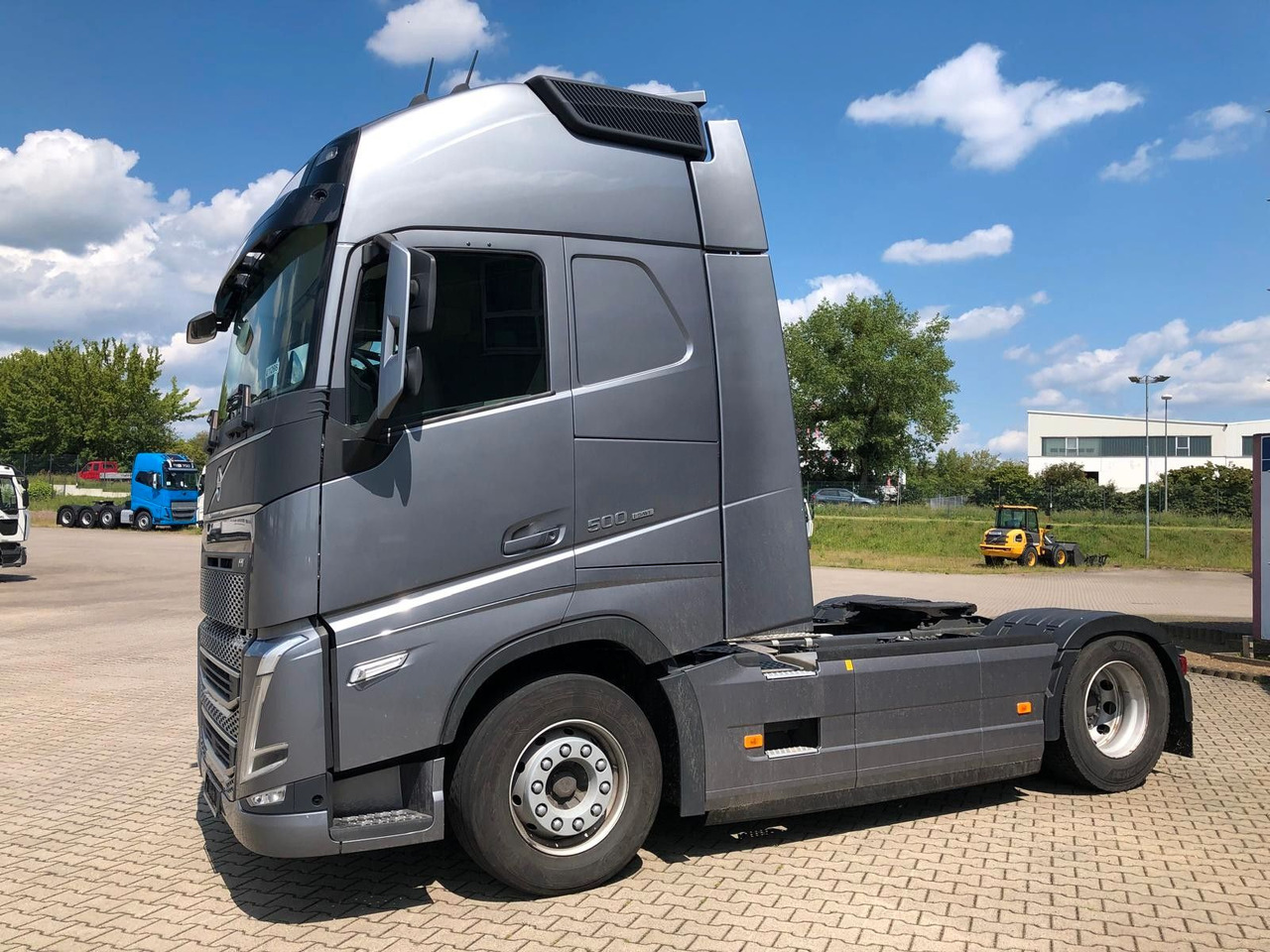 Volvo FH500 XL*TurboComp*2Tanks*Standklima*Navi*VDS - Gjysmë-kamion: foto 2 Volvo FH500 XL*TurboComp*2Tanks*Standklima*Navi*VDS - Gjysmë-kamion: foto 2