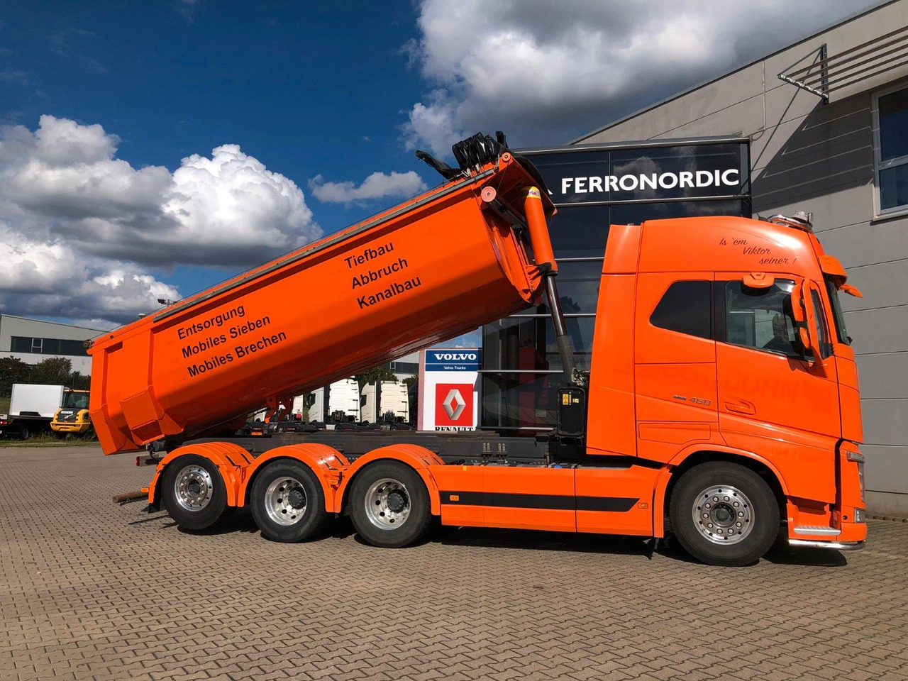 Volvo FH460 8x4 Tridem*Lift+LenkAchse*ALU*AHK*VollLuft - Kamion vetëshkarkues: foto 1 Volvo FH460 8x4 Tridem*Lift+LenkAchse*ALU*AHK*VollLuft - Kamion vetëshkarkues: foto 1