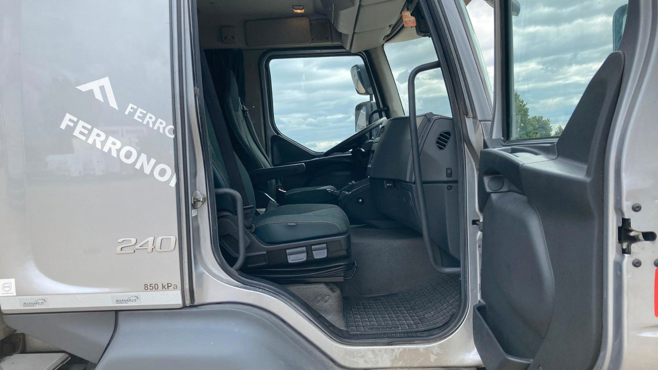 Volvo FL 12.240 Ladebordwand*Klima - Kamion vagonetë: foto 5 Volvo FL 12.240 Ladebordwand*Klima - Kamion vagonetë: foto 5