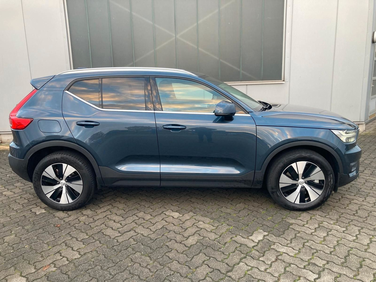 Volvo XC 40 T4 Inscription Expr. Recharge Plug-In Hyb - SUV: foto 2 Volvo XC 40 T4 Inscription Expr. Recharge Plug-In Hyb - SUV: foto 2