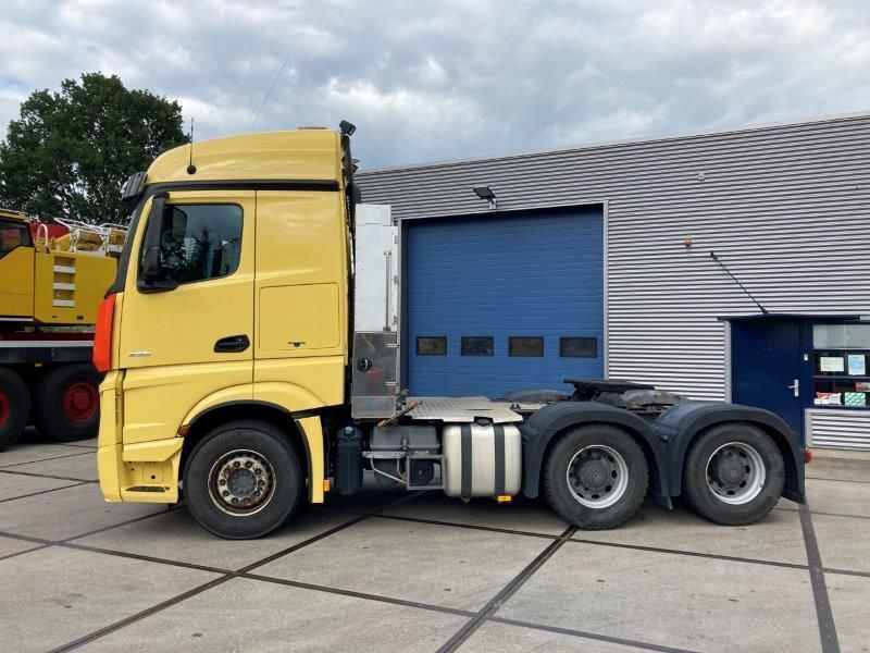 Mercedes-Benz Actros 3351 6x4 - Gjysmë-kamion: foto 4 Mercedes-Benz Actros 3351 6x4 - Gjysmë-kamion: foto 4